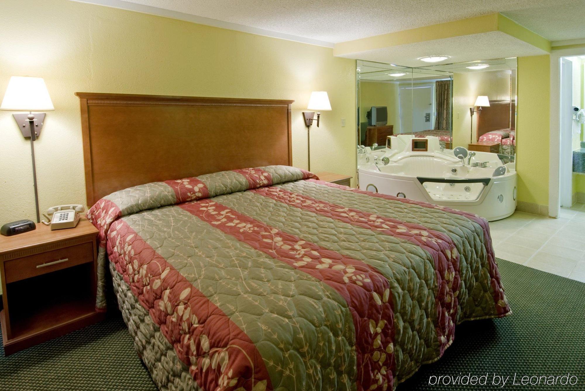 America'S Best Value Inn Conyers Bagian luar foto