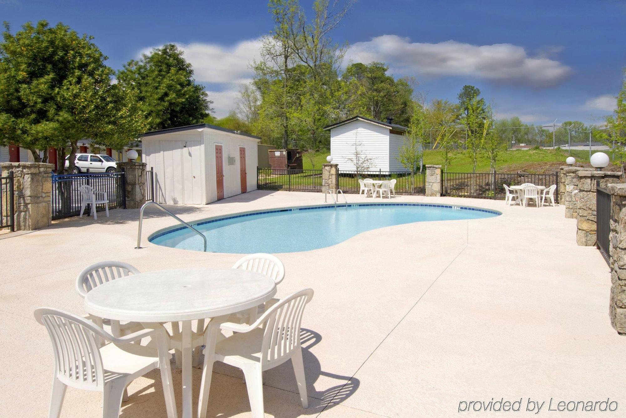 America'S Best Value Inn Conyers Bagian luar foto